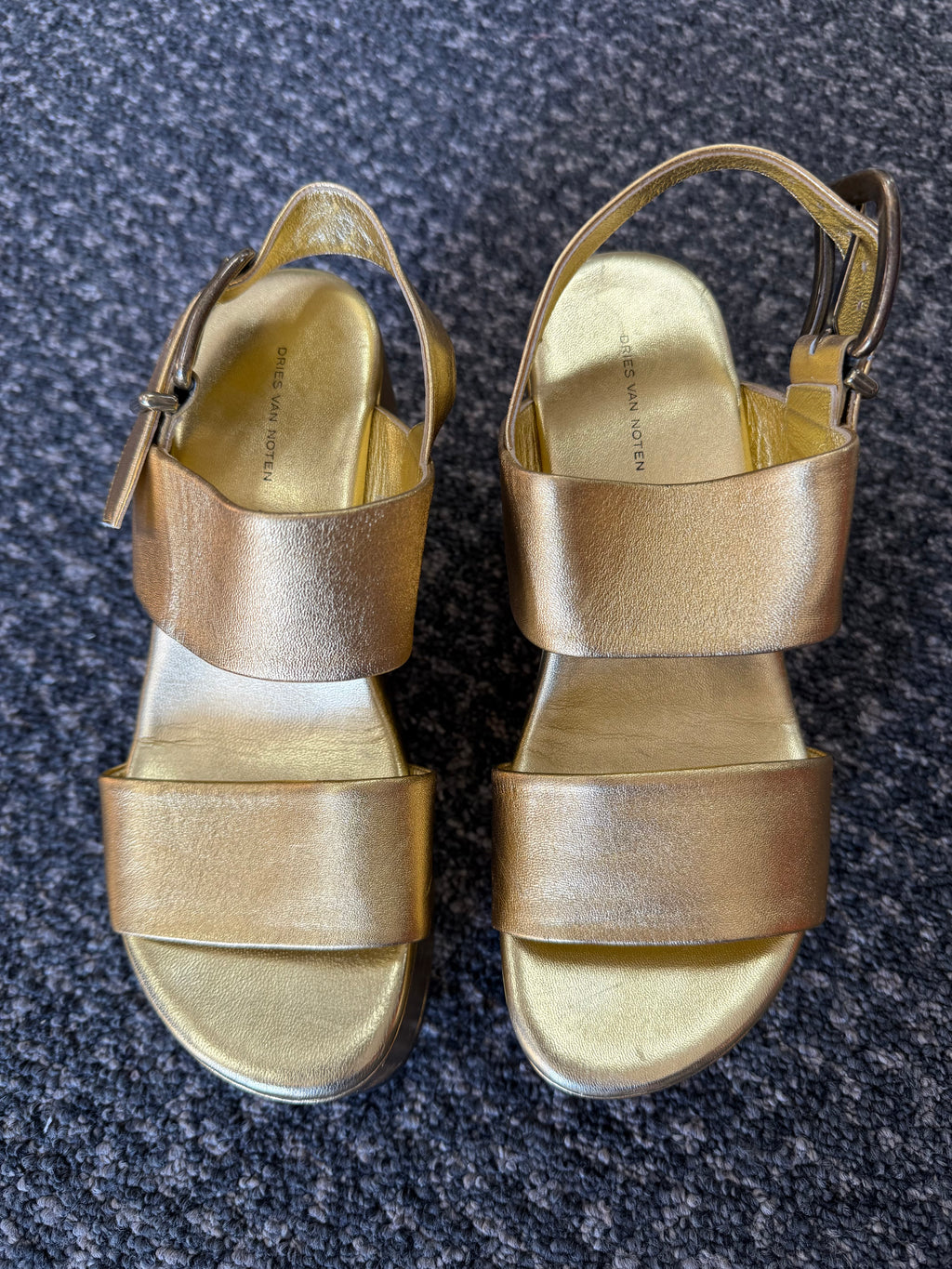 DRIES VON NOTEN GOLD HEELS SIZE 37/7