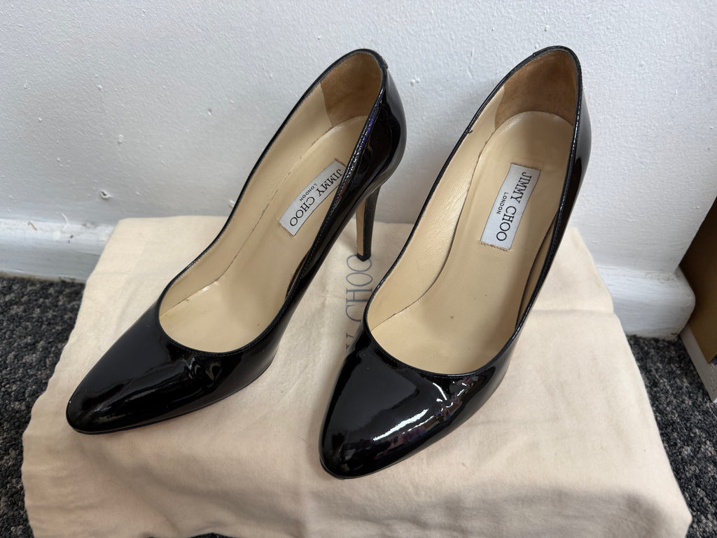 JIMMY CHOO BLACK PATENT HEELS