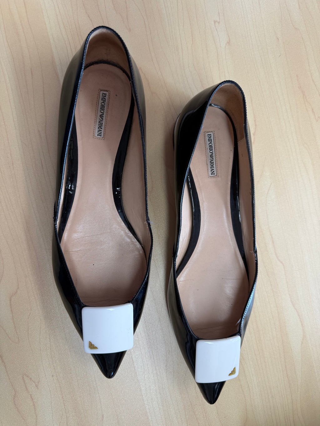 EMPORIO ARMANI LOW POINTED TOE PATENT LEATHER SHOES