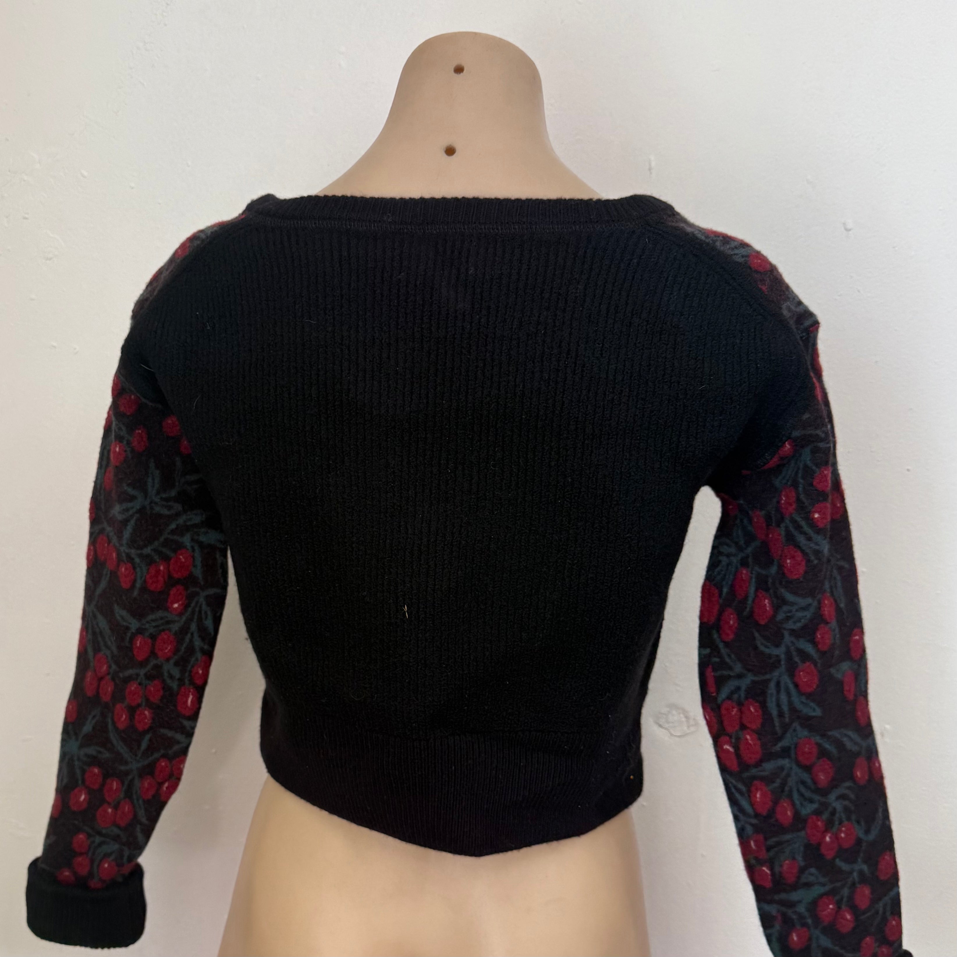 Chloé Cherry Crop Jumper — 99% Virgin Wool